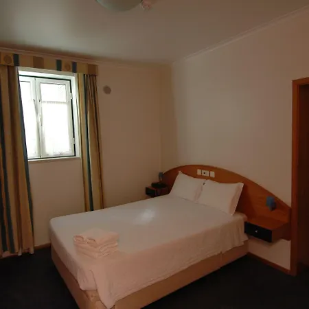 Albergaria Pedra D'ouro 3* Сан-Педру-де-Моэл