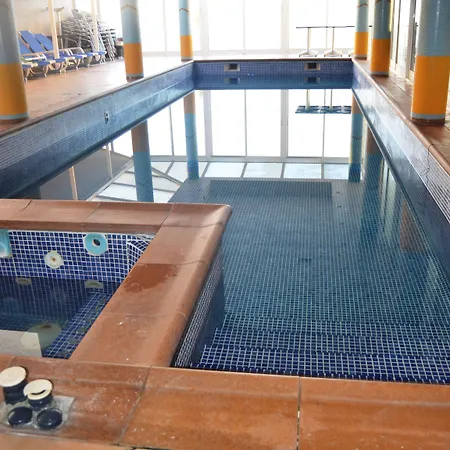 Albergaria Pedra D'ouro 4* 상페드루 지 모엘