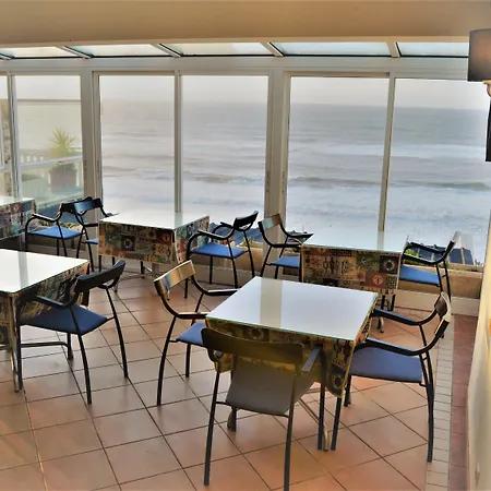 Albergaria Pedra D'ouro 게스트하우스 상페드루 지 모엘