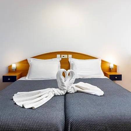 Albergaria Pedra D'ouro Guest house 3*